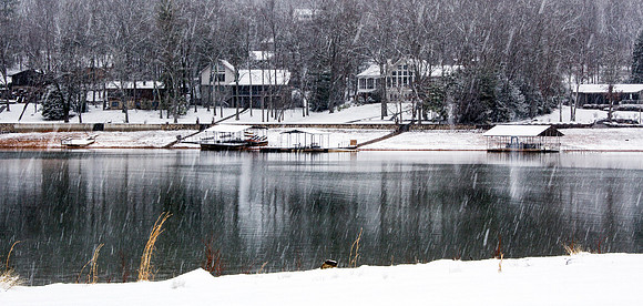 Snowfall on Lake Blue Ridge