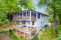 862 Walnut Ridge